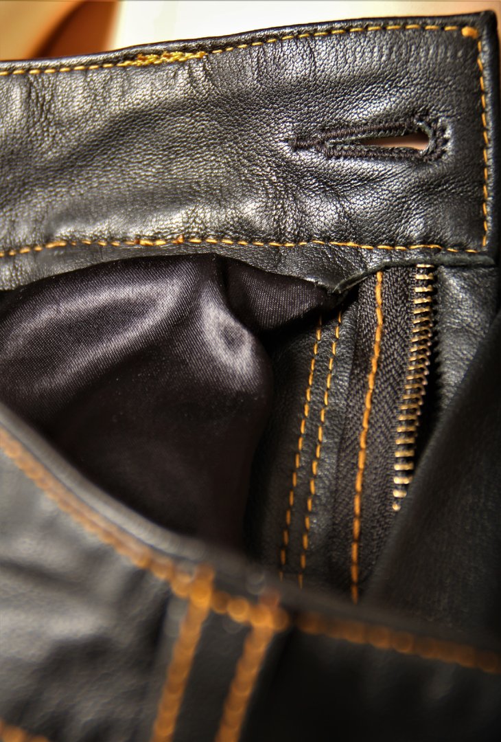 Lederen broek als lederen designer jeans in ECHT leer