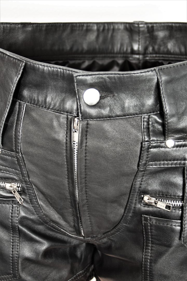 Leather short in GENUINE LEATHER for cool BOYS
