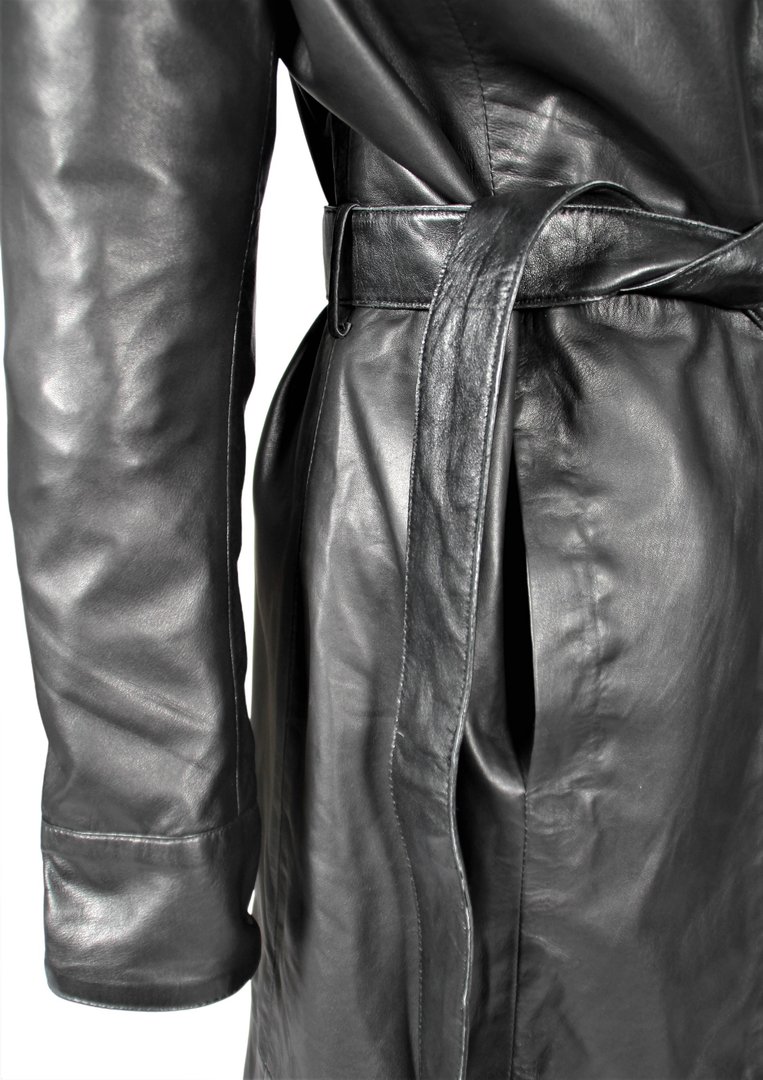 Leather Coat in GENUINE Leather in BLACK with Belt