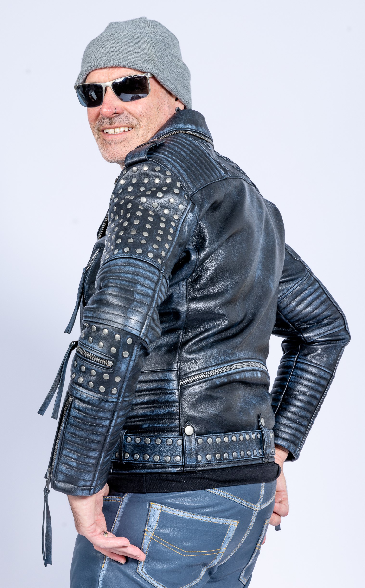 Giacca di pelle giacca da motociclista a dondolo in look usato con rivetti