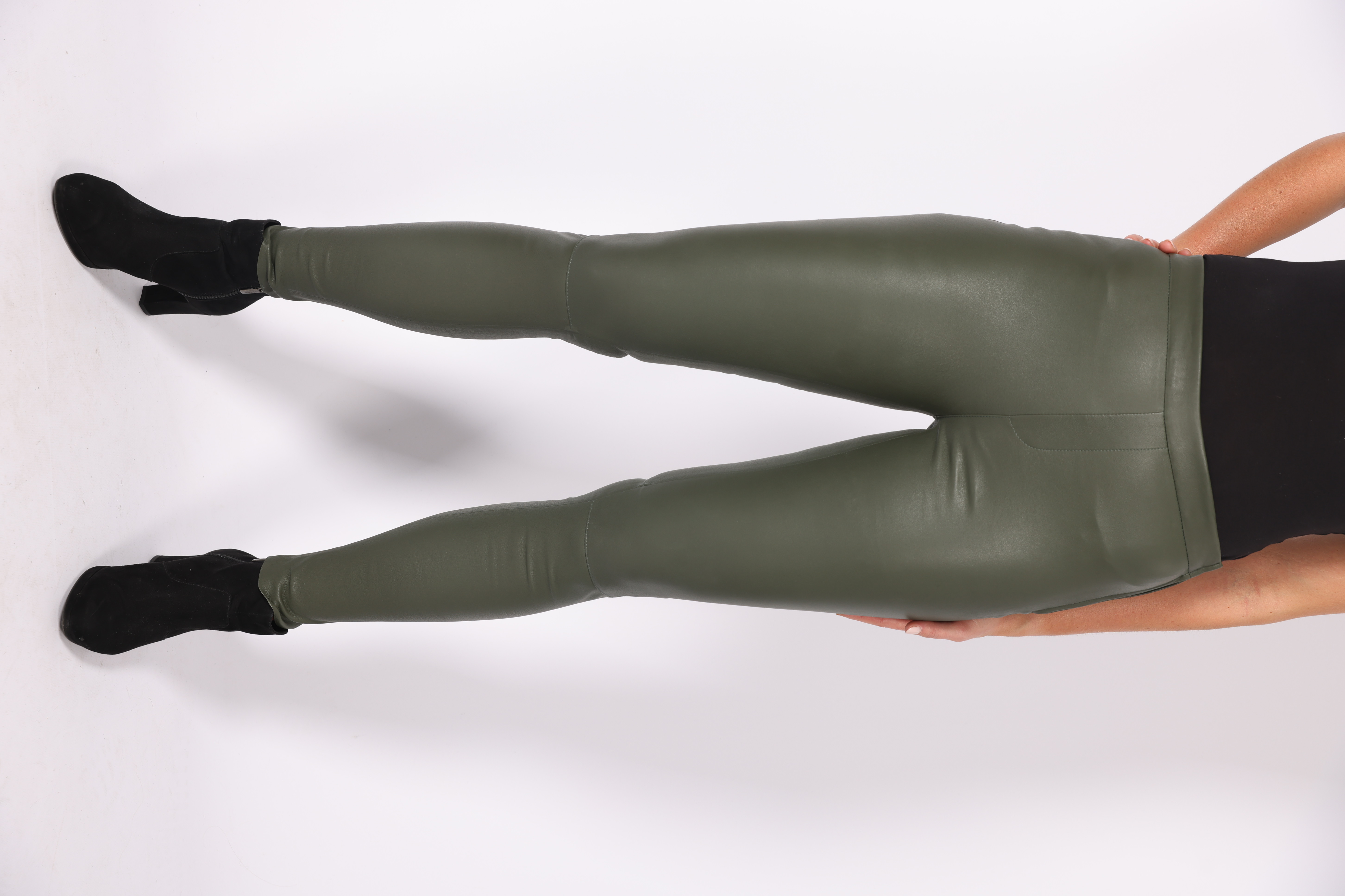 Stretch-Lederhose als ECHT Leder-Leggings olive