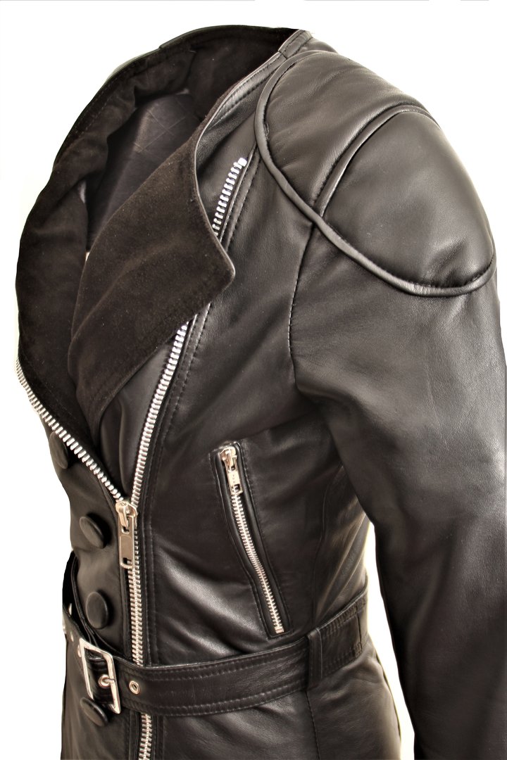 Leather coat  in super soft real leather in black