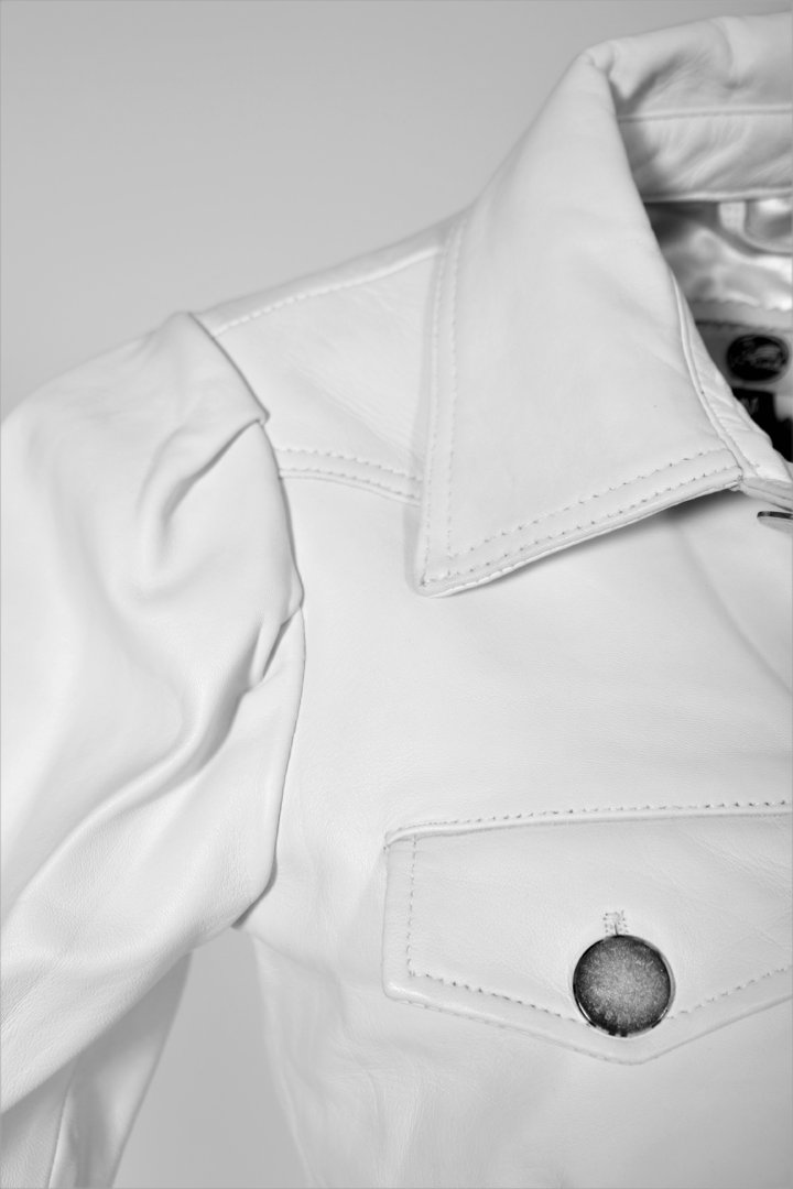 Leather blouse in REAL leather in puffed sleeves elegant in white