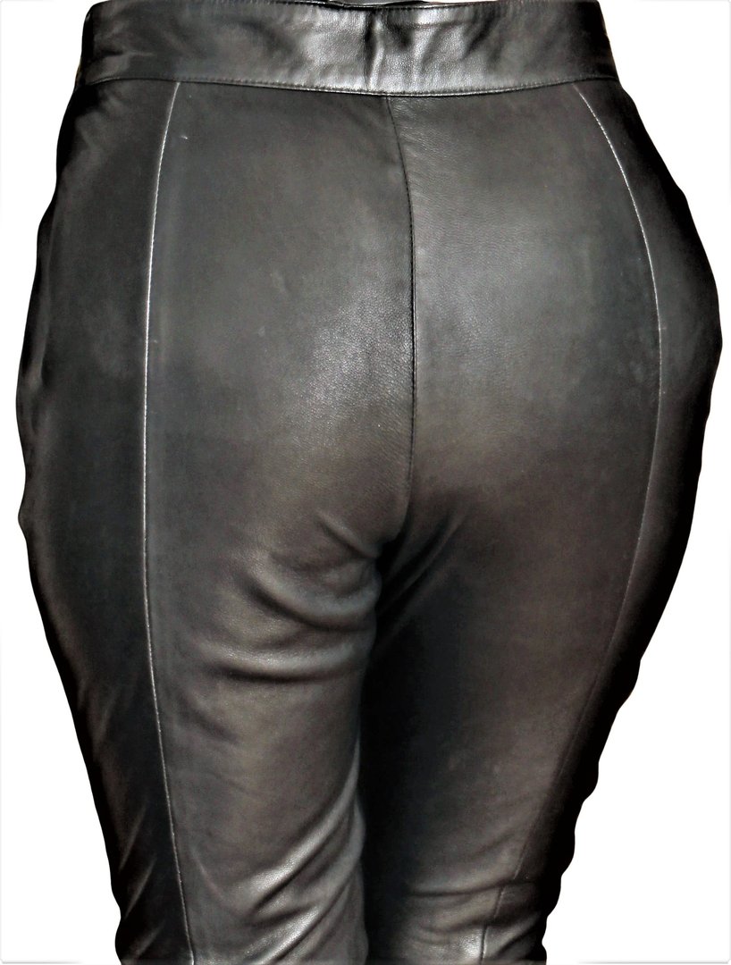 Pantalon en VRAI cuir avec taille haute