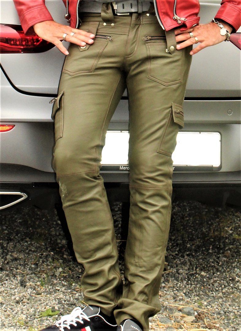 Pantaloni in pelle stile cargo in USED LOOK morbida pelle VERA oliva