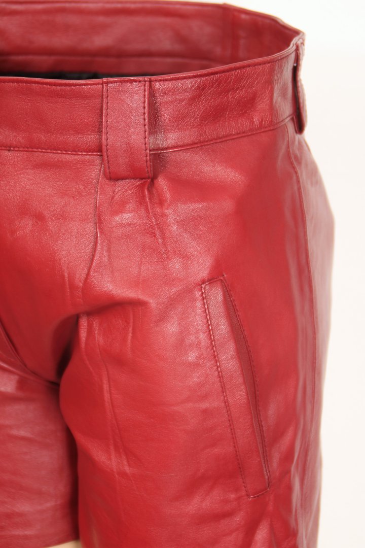 Leder-Shorts Hot Pants in ECHT-LEDER im ELEGANTEN Style in rot