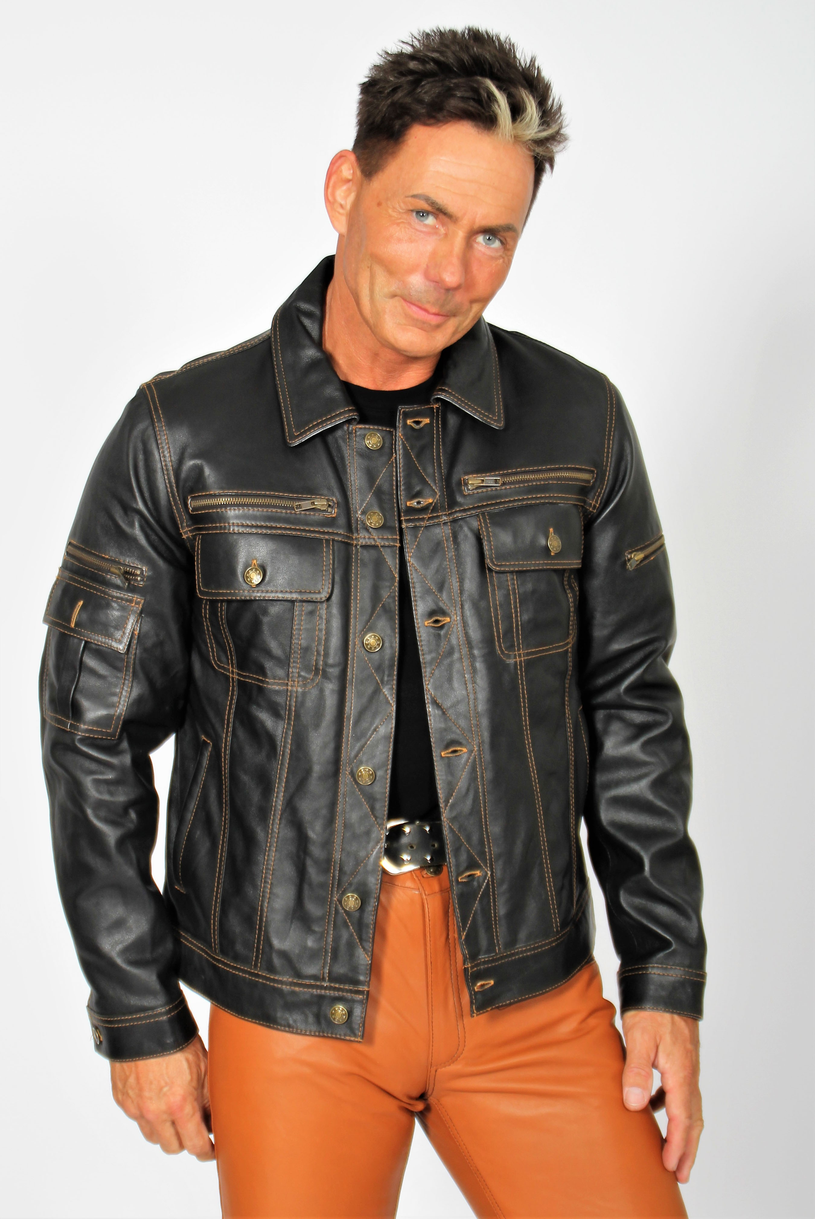Vera giacca di pelle in stile jeans nei colori nero